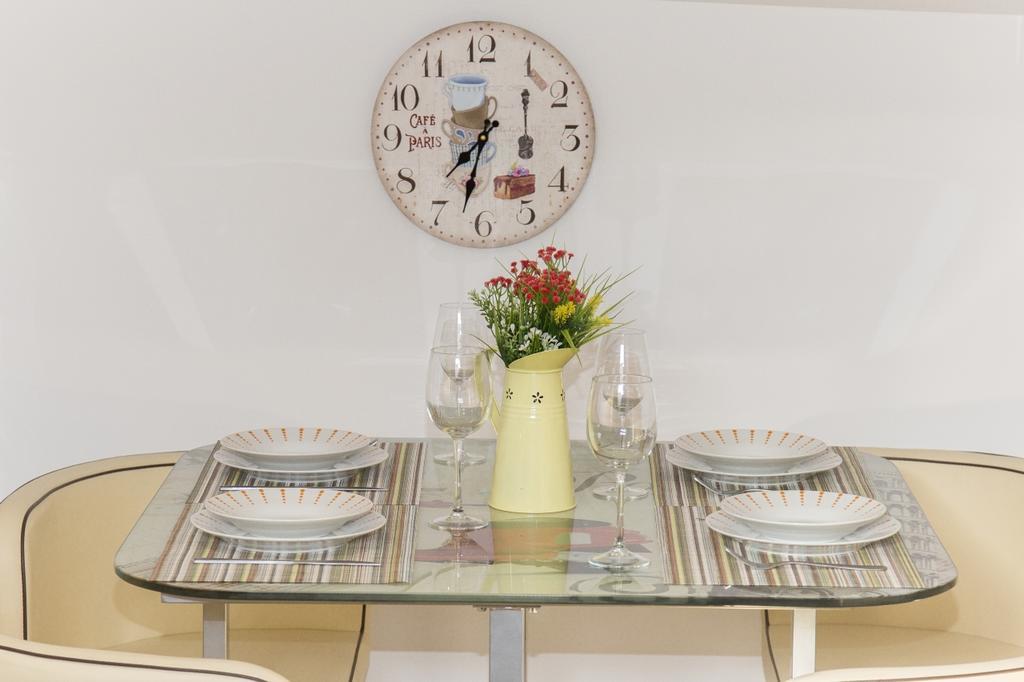 Apartamentos Momas La Casa De Mama Малага Екстер'єр фото