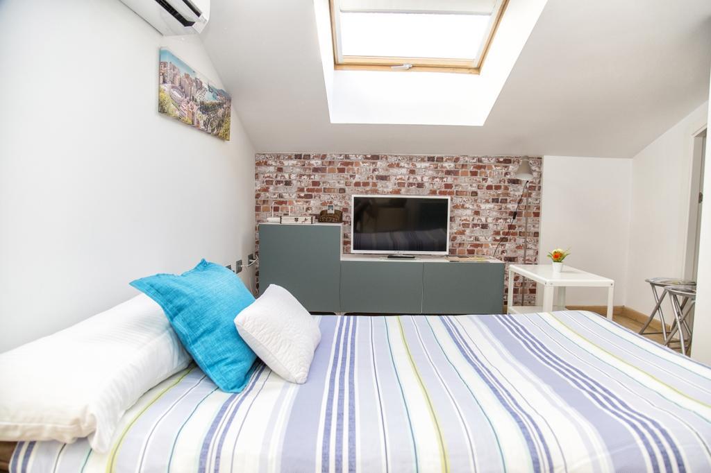 Apartamentos Momas La Casa De Mama Малага Екстер'єр фото