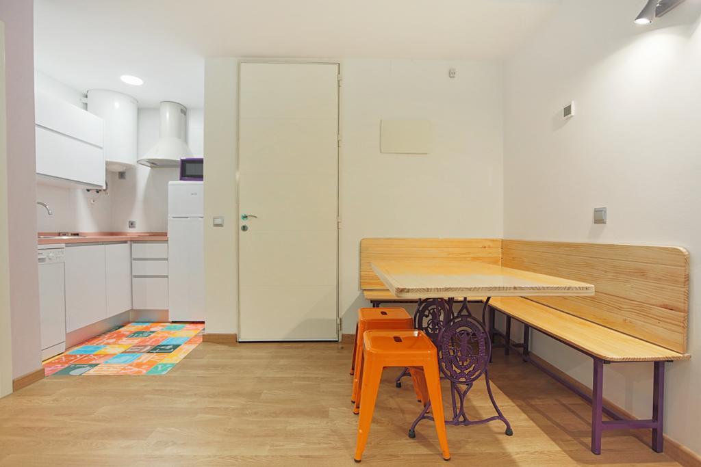Apartamentos Momas La Casa De Mama Малага Екстер'єр фото
