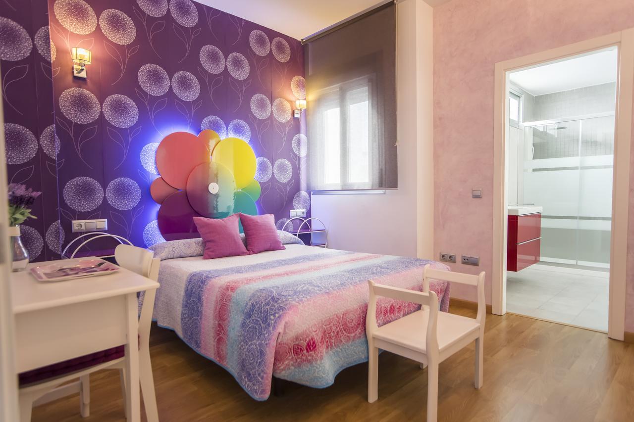 Apartamentos Momas La Casa De Mama Малага Екстер'єр фото