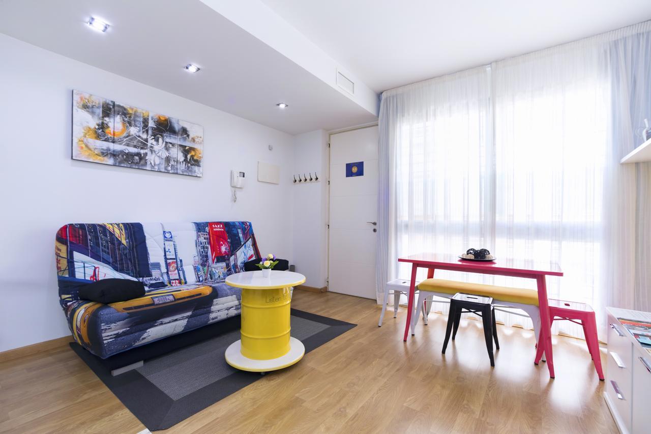Apartamentos Momas La Casa De Mama Малага Екстер'єр фото