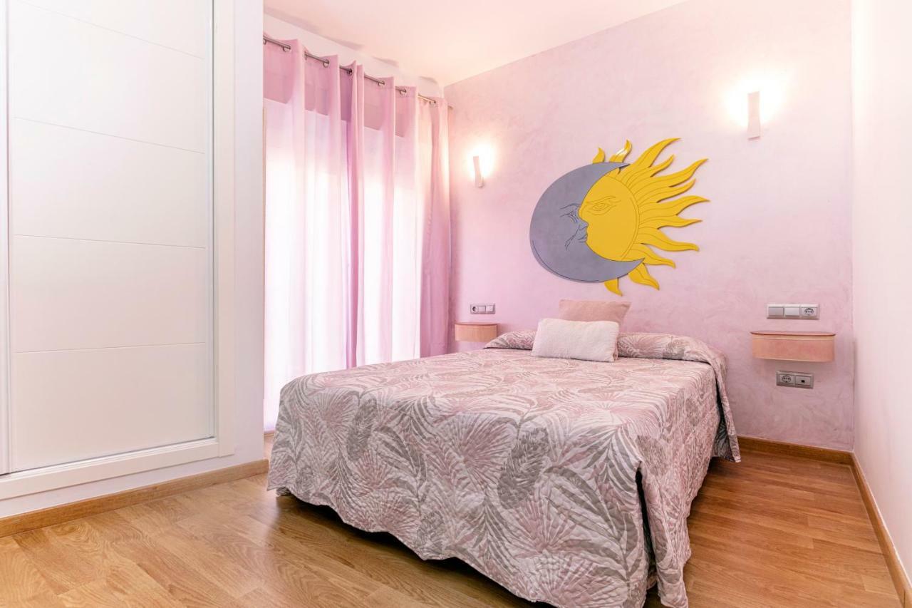 Apartamentos Momas La Casa De Mama Малага Екстер'єр фото