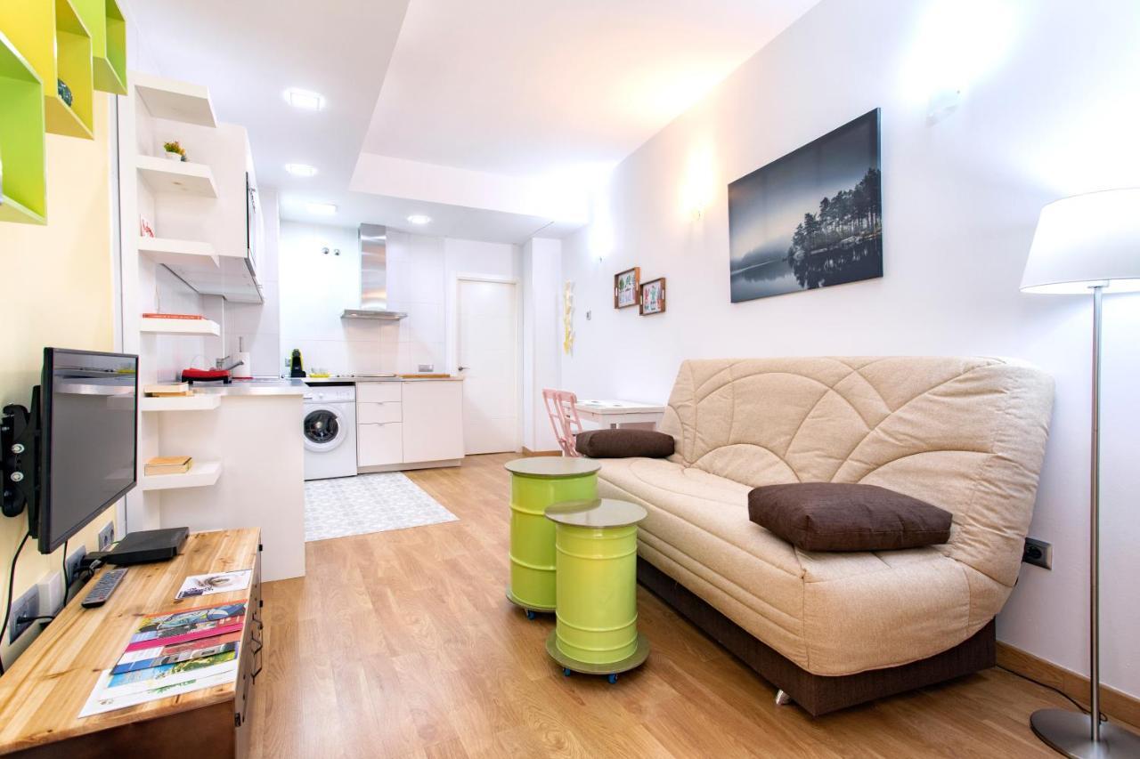 Apartamentos Momas La Casa De Mama Малага Екстер'єр фото